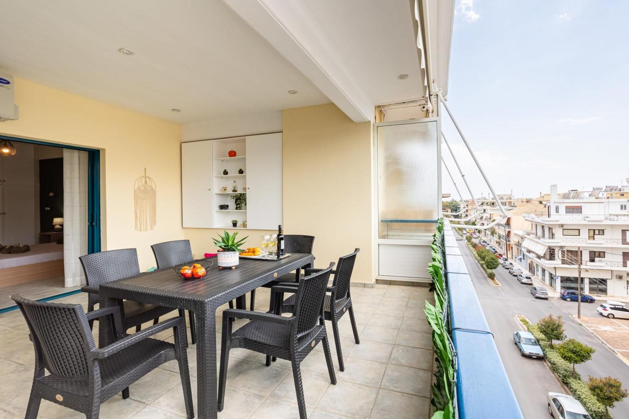 Jason City Escape - Cozy Urban Gem Kalamata Exterior foto